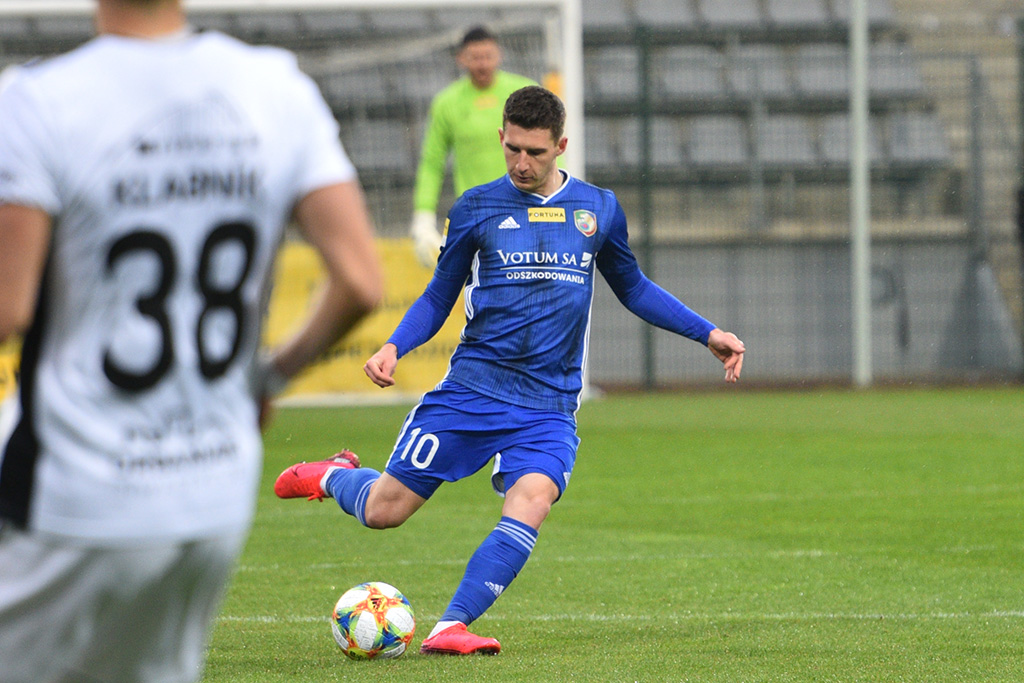 Miedź rozbiła Chojniczankę 5:2 (1:1)