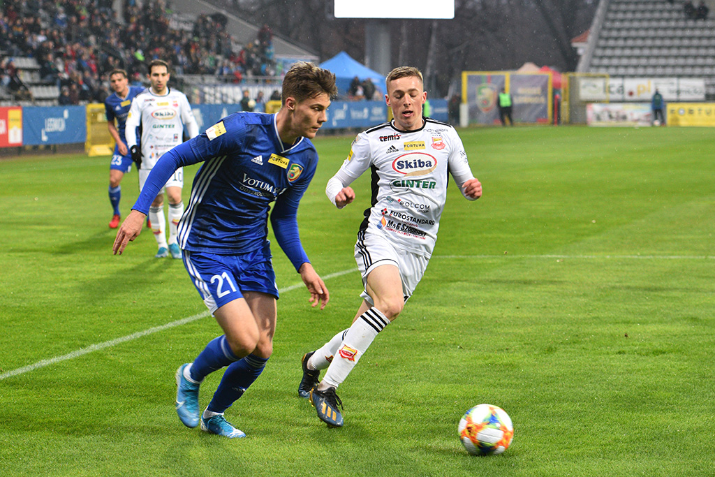 Miedź rozbiła Chojniczankę 5:2 (1:1)