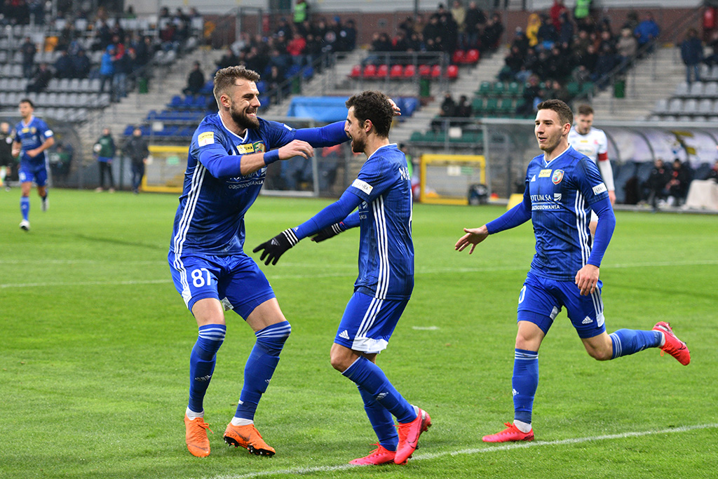 Miedź rozbiła Chojniczankę 5:2 (1:1)
