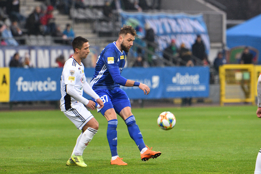 Miedź rozbiła Chojniczankę 5:2 (1:1)