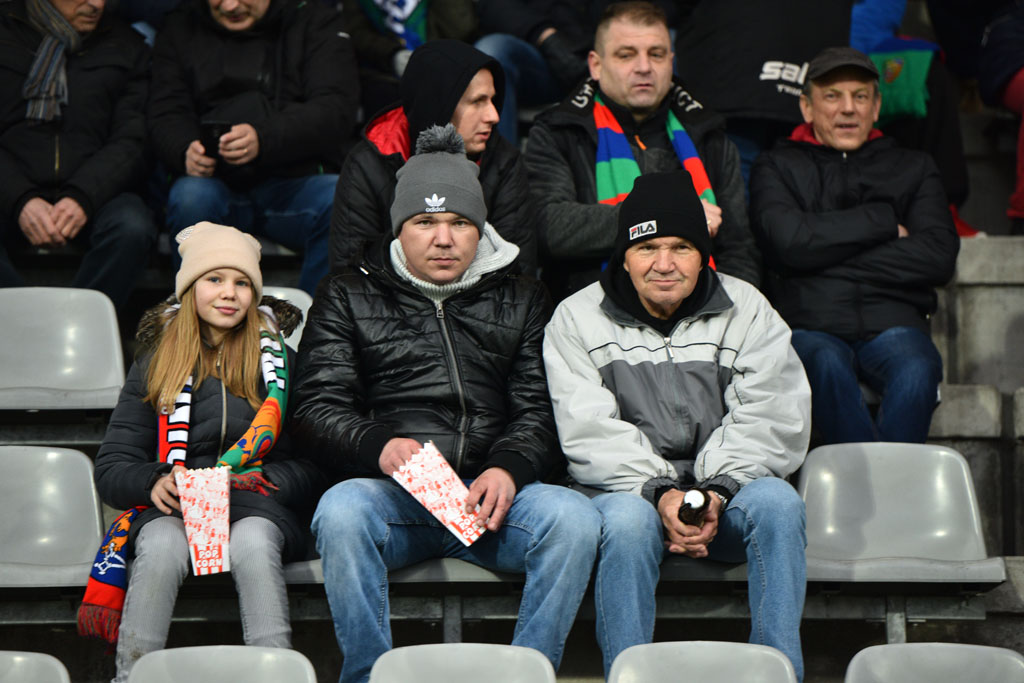 Tak dopingowali kibice Miedzi podczas meczu z Chojniczanką