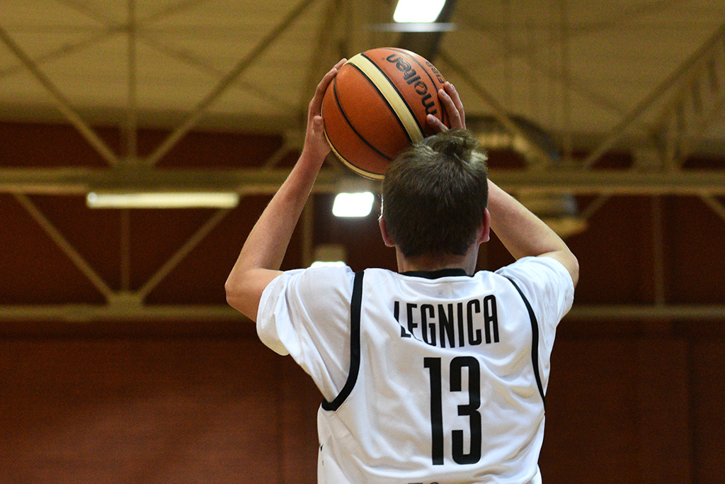 Basket Legnica przegrał we własnej hali ze Szczawnem Zdrój