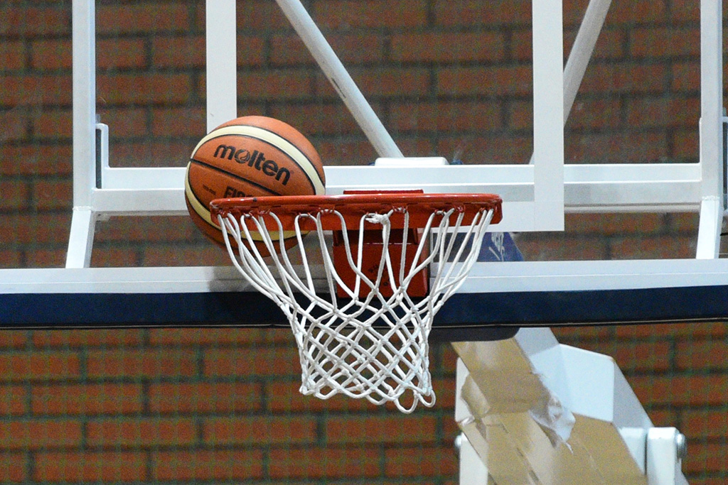 Basket Legnica przegrał we własnej hali ze Szczawnem Zdrój