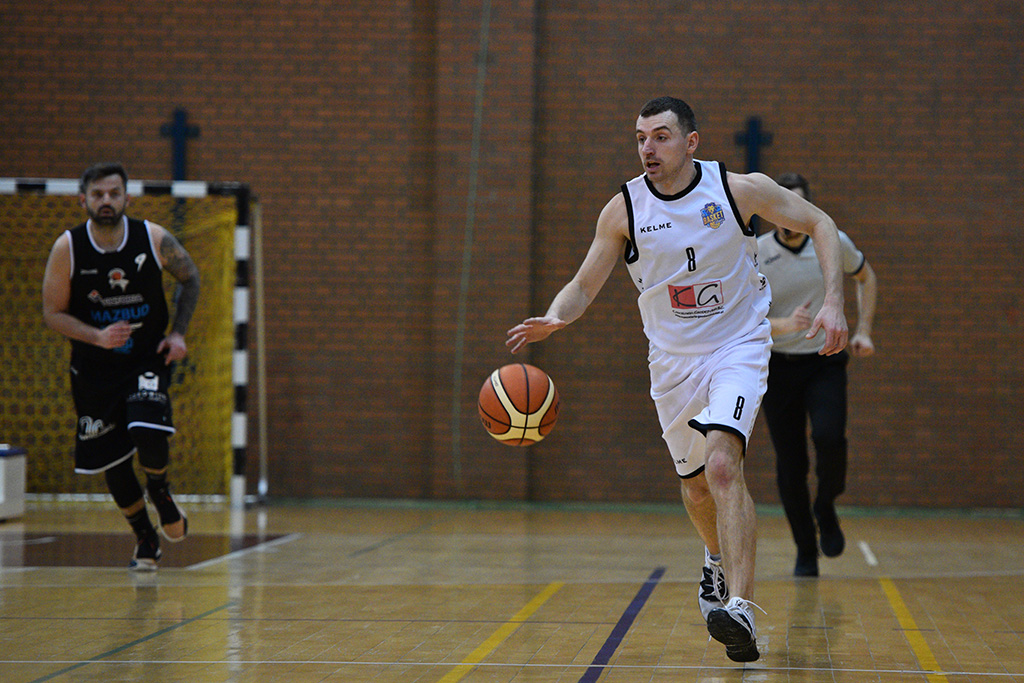 Basket Legnica przegrał we własnej hali ze Szczawnem Zdrój