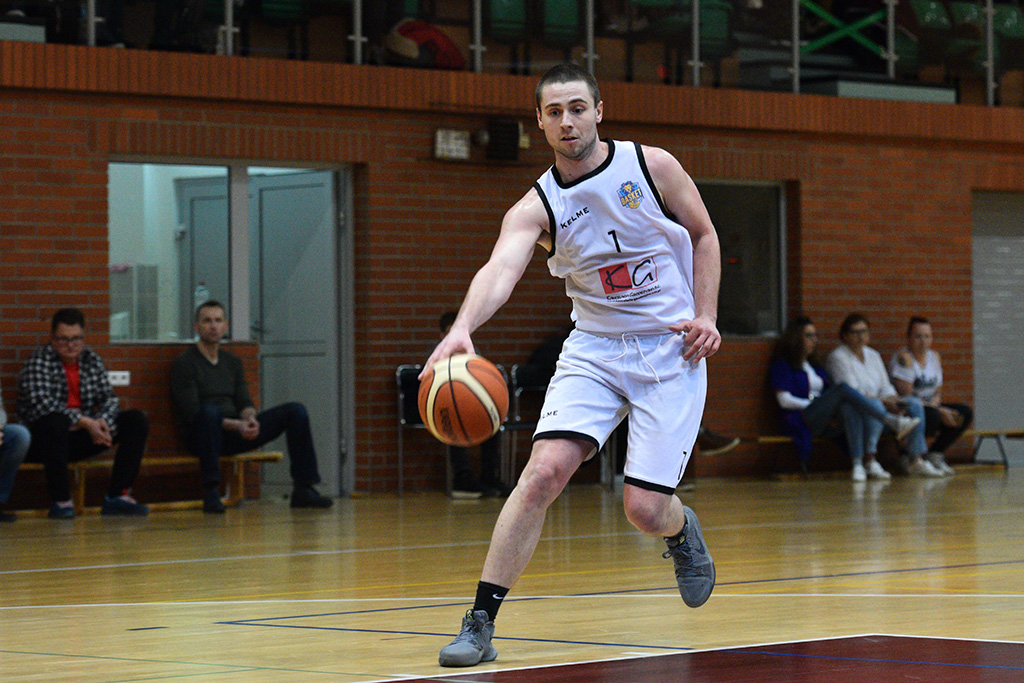 Basket Legnica przegrał we własnej hali ze Szczawnem Zdrój