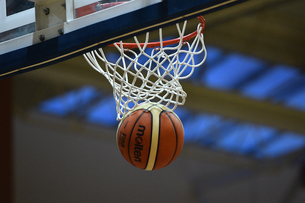 Basket Legnica przegrał we własnej hali ze Szczawnem Zdrój