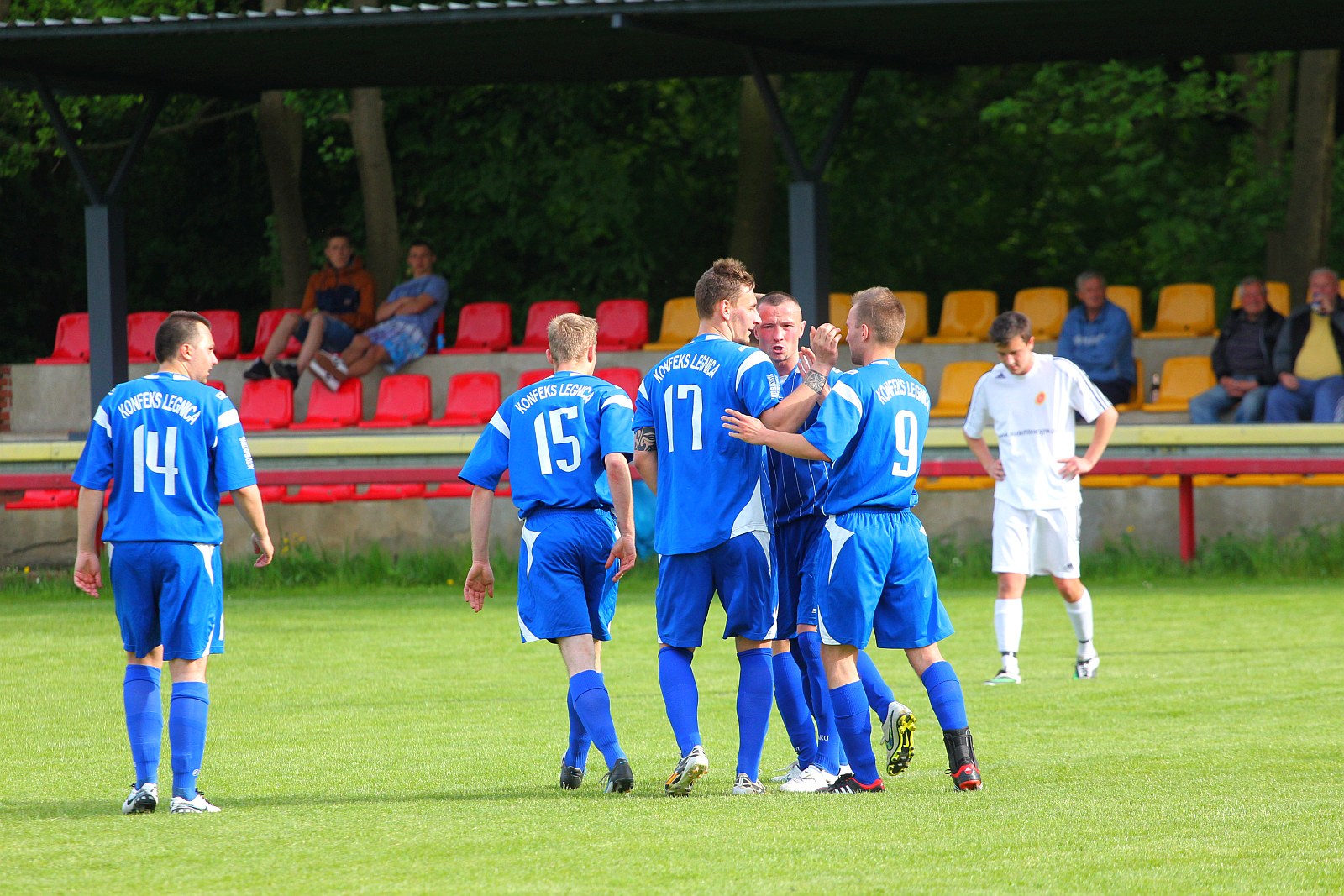 Piętnaście lat z Konfeksem Legnica na piłkarskich boiskach