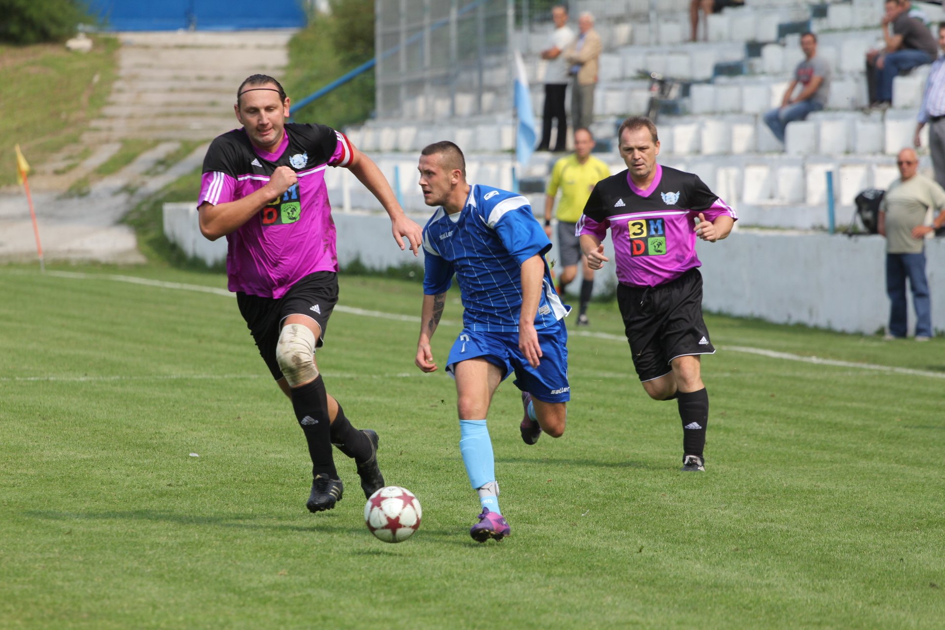 Piętnaście lat z Konfeksem Legnica na piłkarskich boiskach