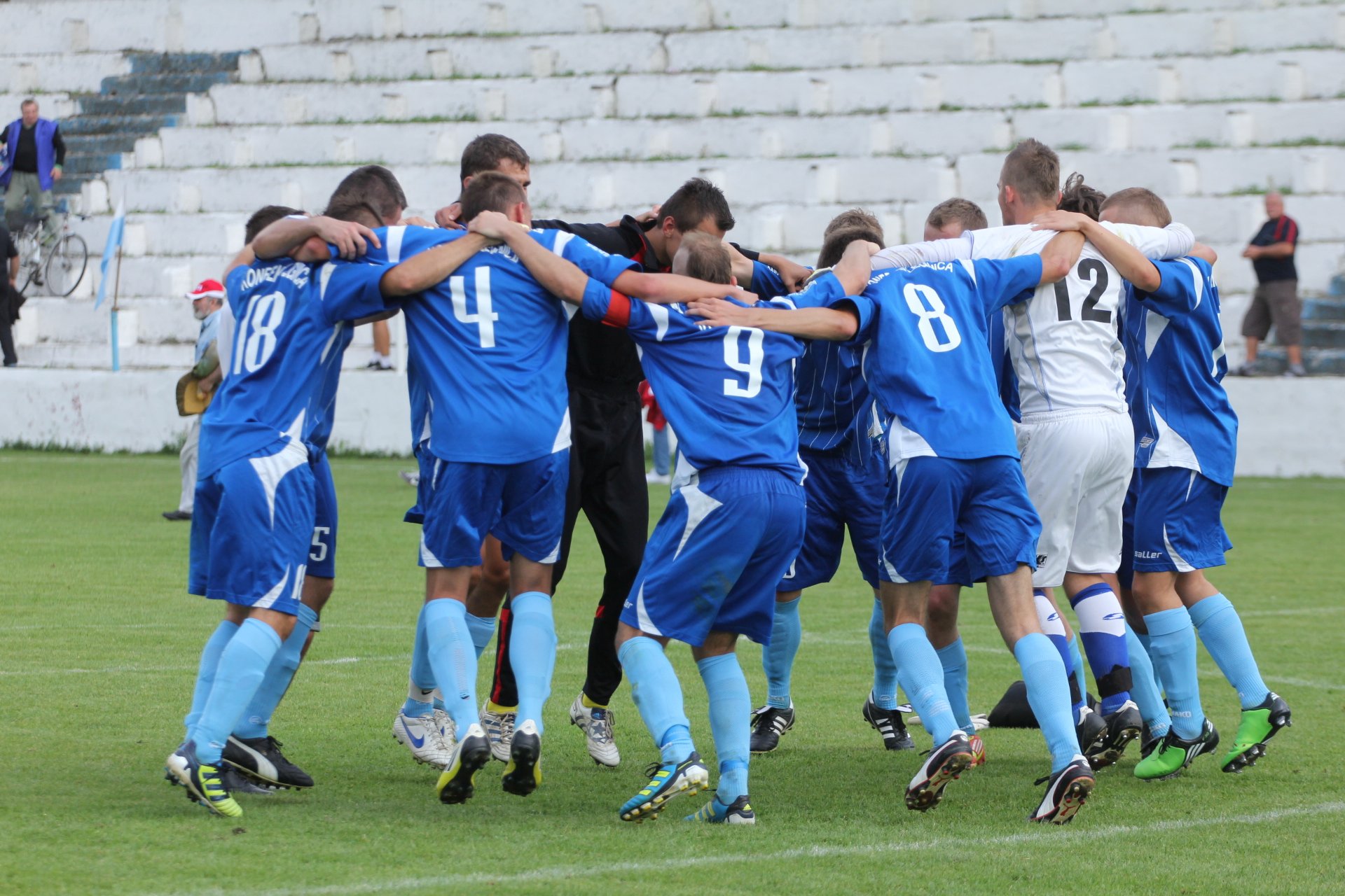 Piętnaście lat z Konfeksem Legnica na piłkarskich boiskach