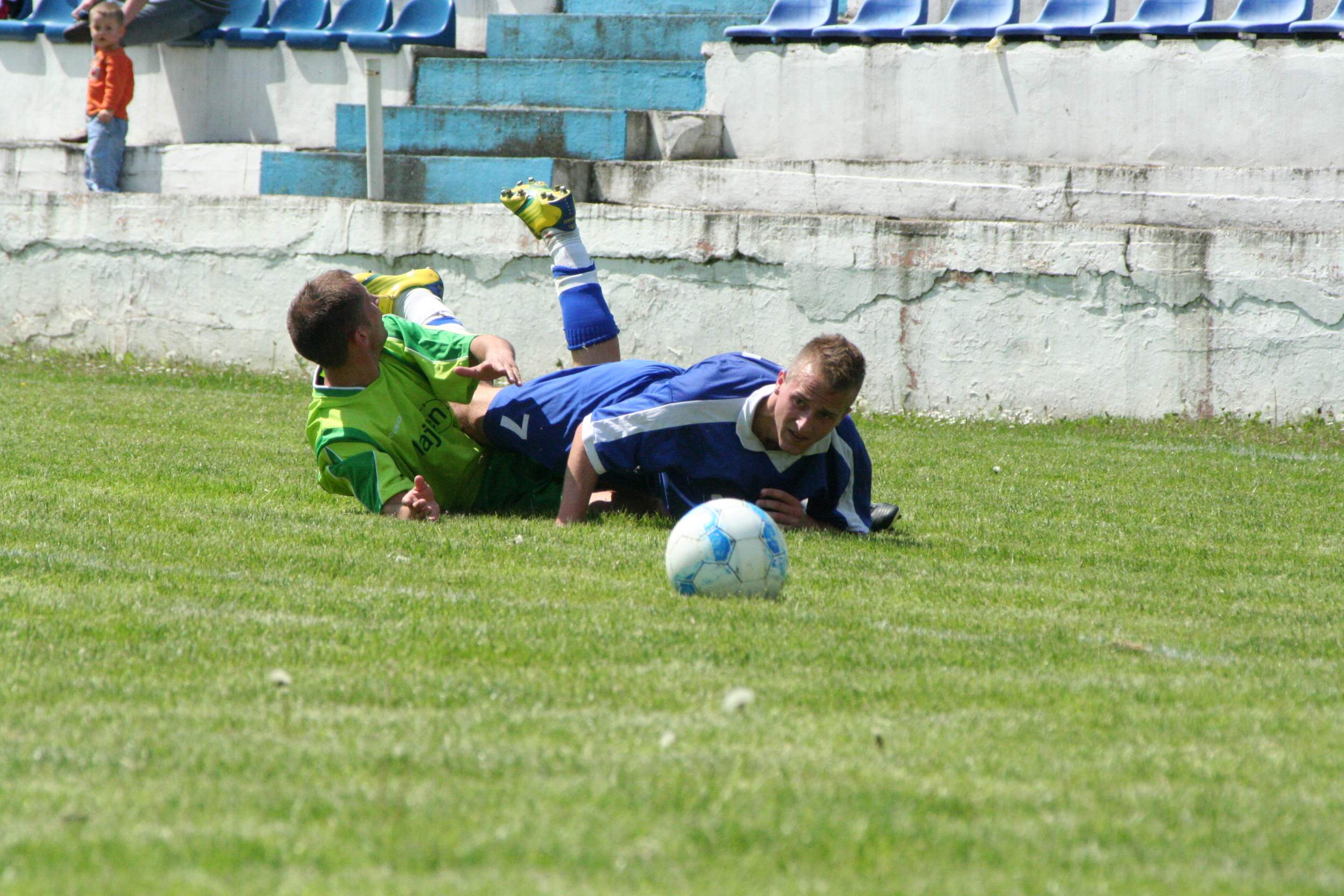 Piętnaście lat z Konfeksem Legnica na piłkarskich boiskach