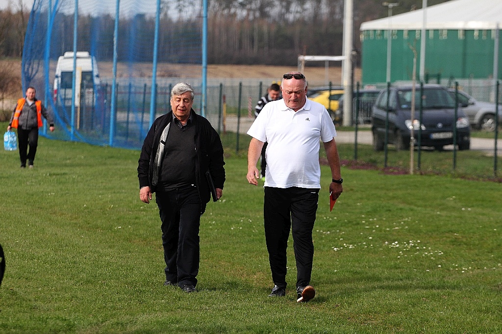 Dwanaście lat z Orkanem na piłkarskich boiskach      
