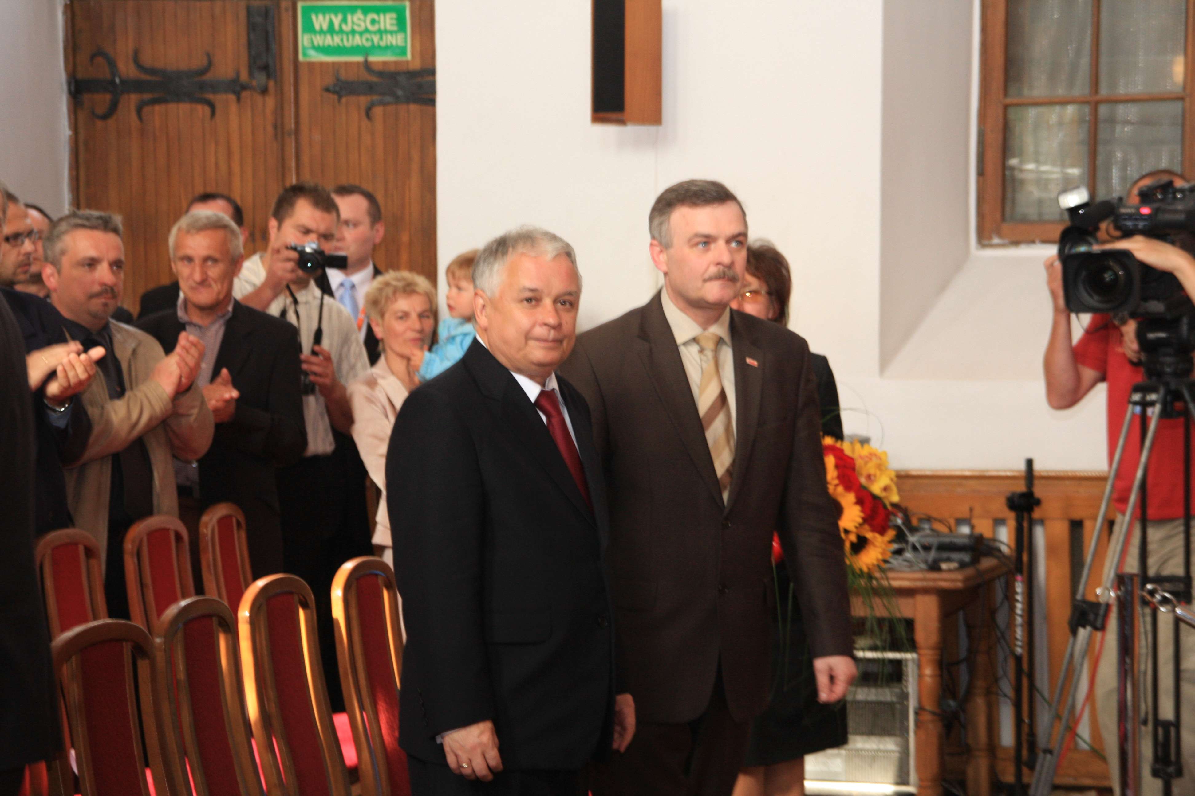Dziesięć lat temu w katastrofie smoleńskiej zginął Prezydent RP