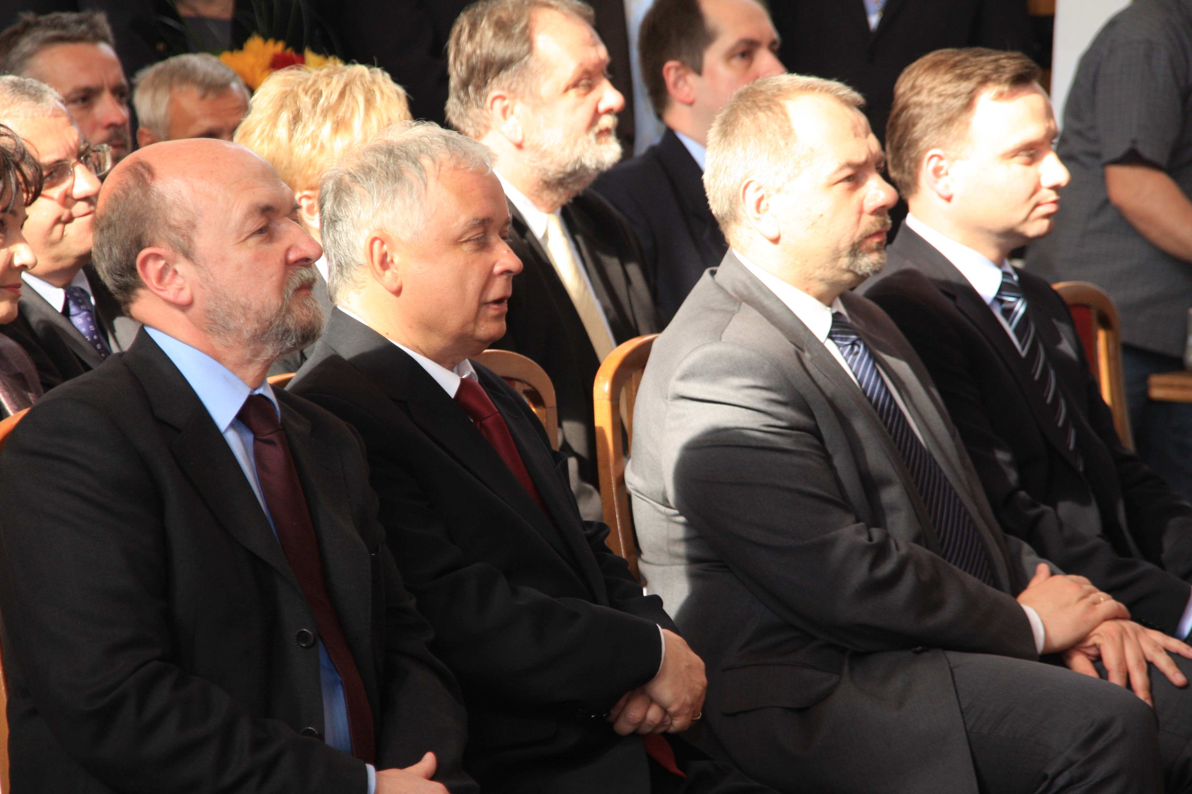 Dziesięć lat temu w katastrofie smoleńskiej zginął Prezydent RP