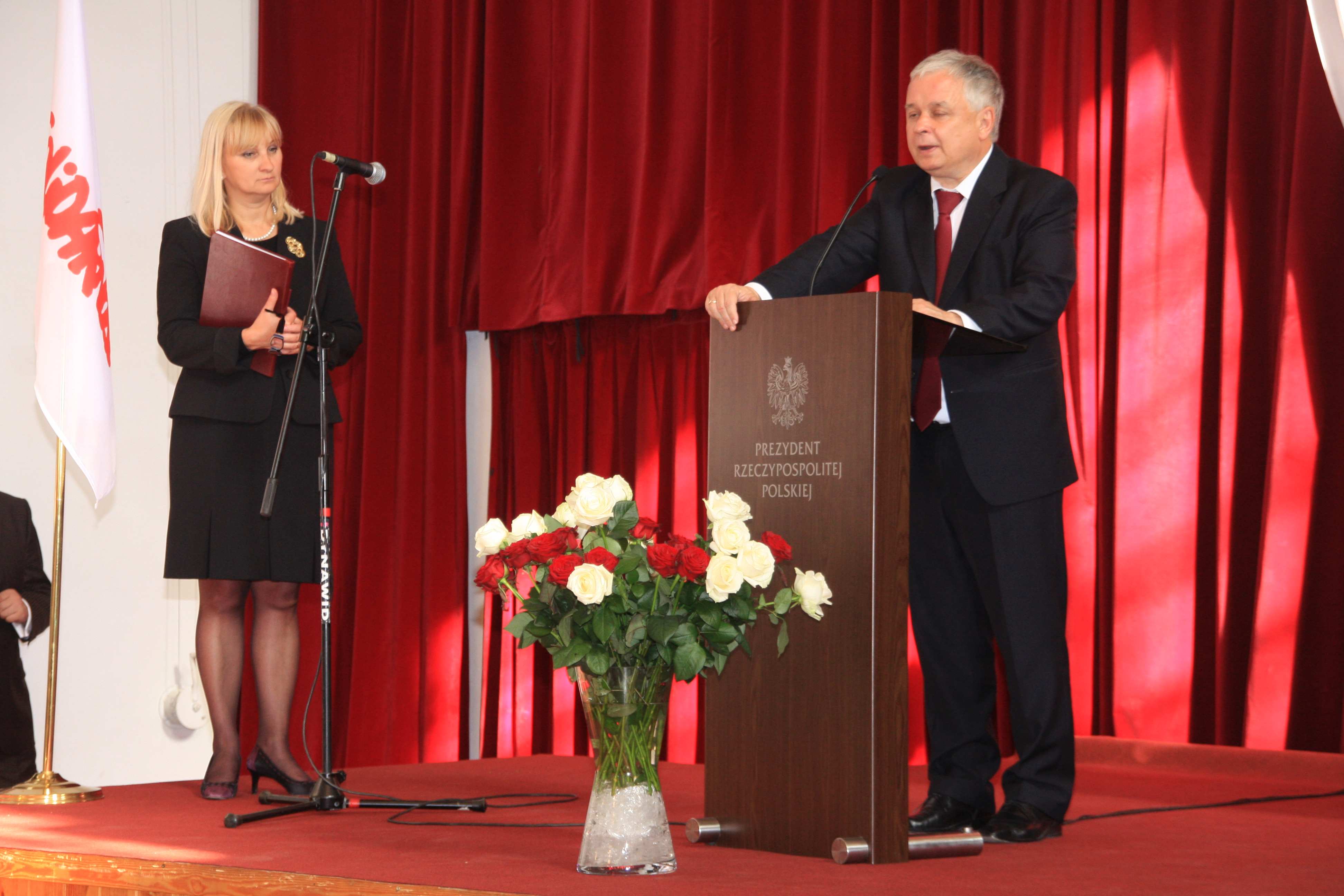 Dziesięć lat temu w katastrofie smoleńskiej zginął Prezydent RP
