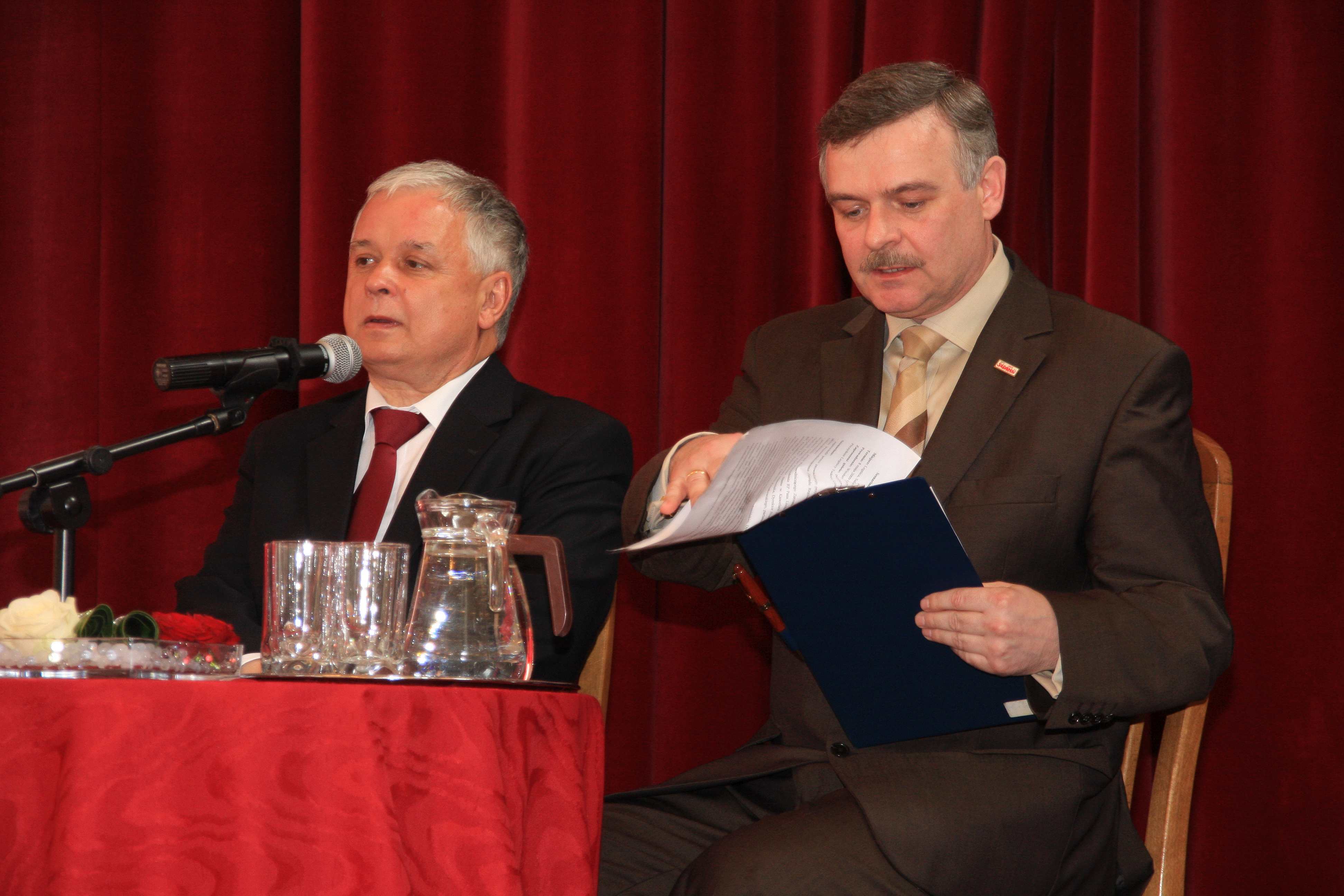 Dziesięć lat temu w katastrofie smoleńskiej zginął Prezydent RP