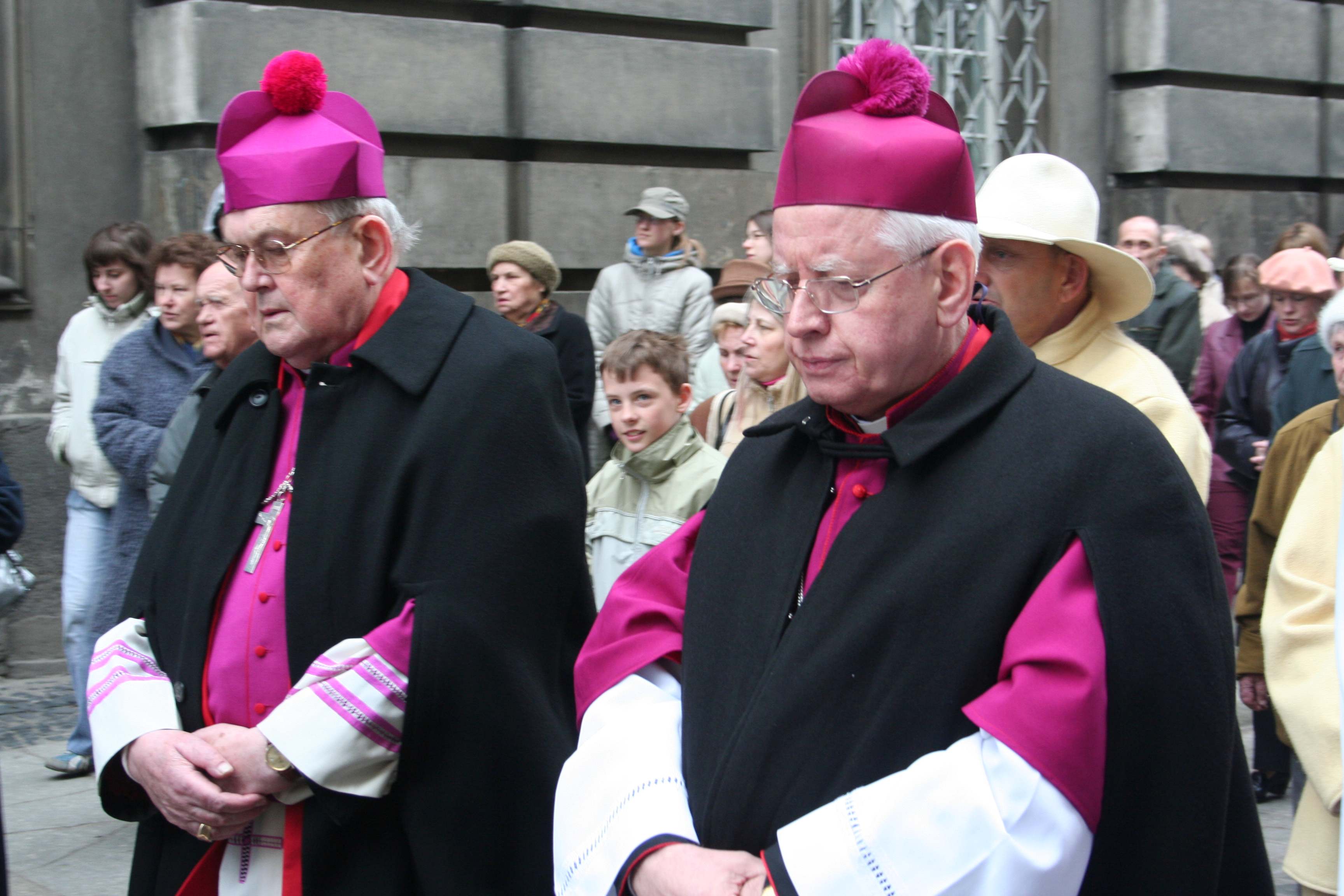 Wielki Piątek. W tym roku bez Drogi Krzyżowej po ulicach Legnicy