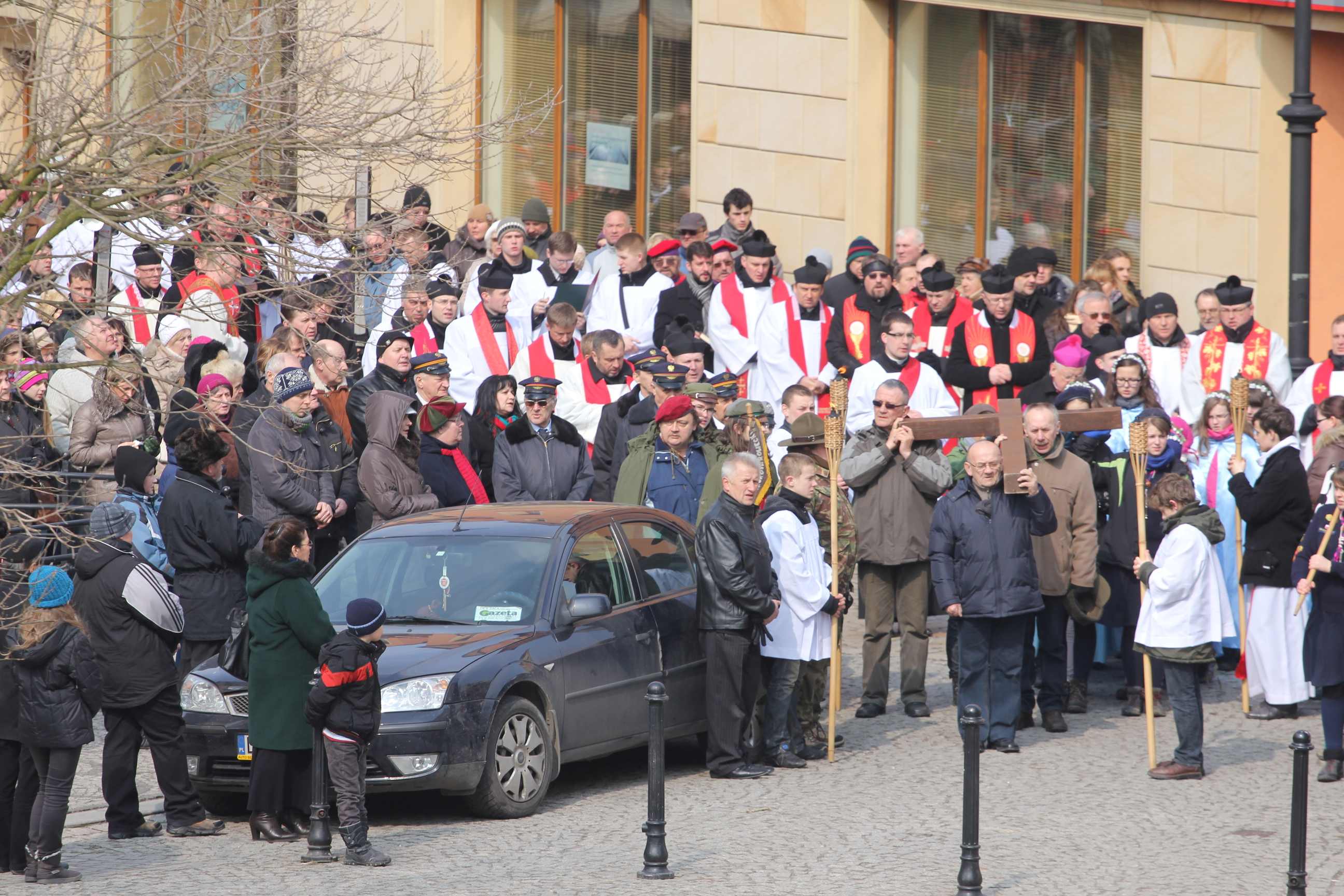 Wielki Piątek. W tym roku bez Drogi Krzyżowej po ulicach Legnicy
