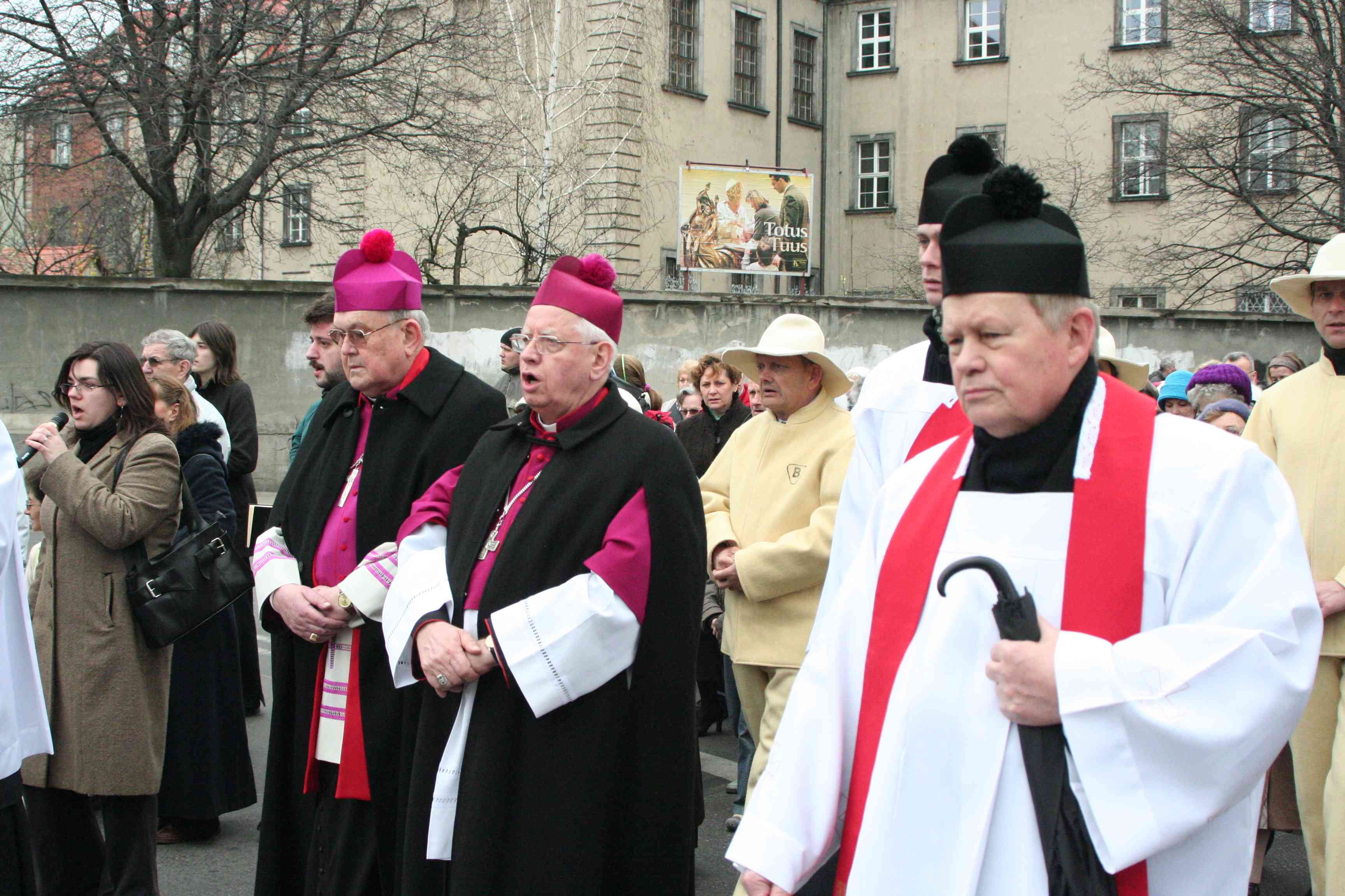 Wielki Piątek. W tym roku bez Drogi Krzyżowej po ulicach Legnicy