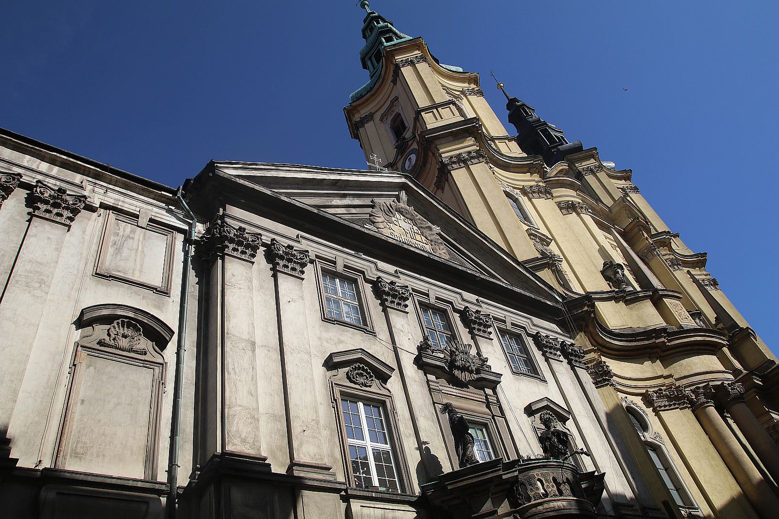 Groby Pańskie w legnickich kościołach w okresie koronawirusa
