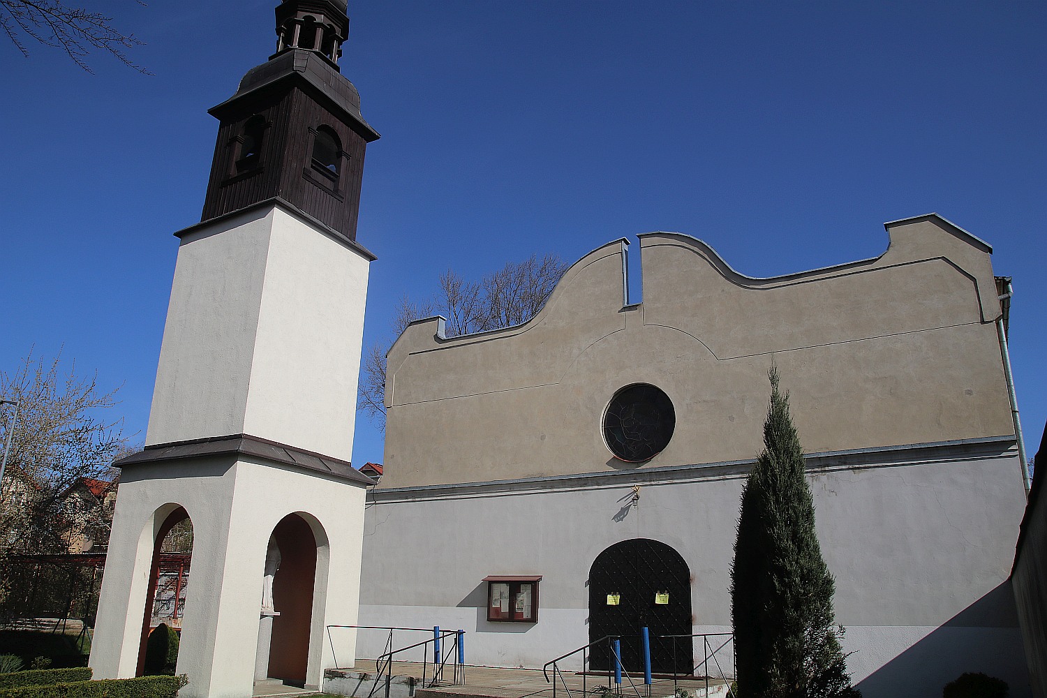 Groby Pańskie w legnickich kościołach w okresie koronawirusa
