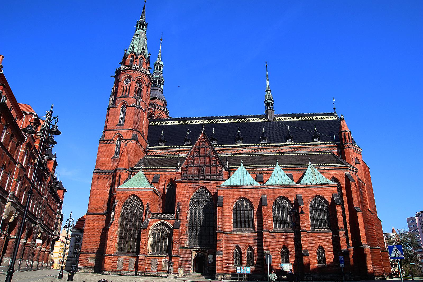 Groby Pańskie w legnickich kościołach w okresie koronawirusa
