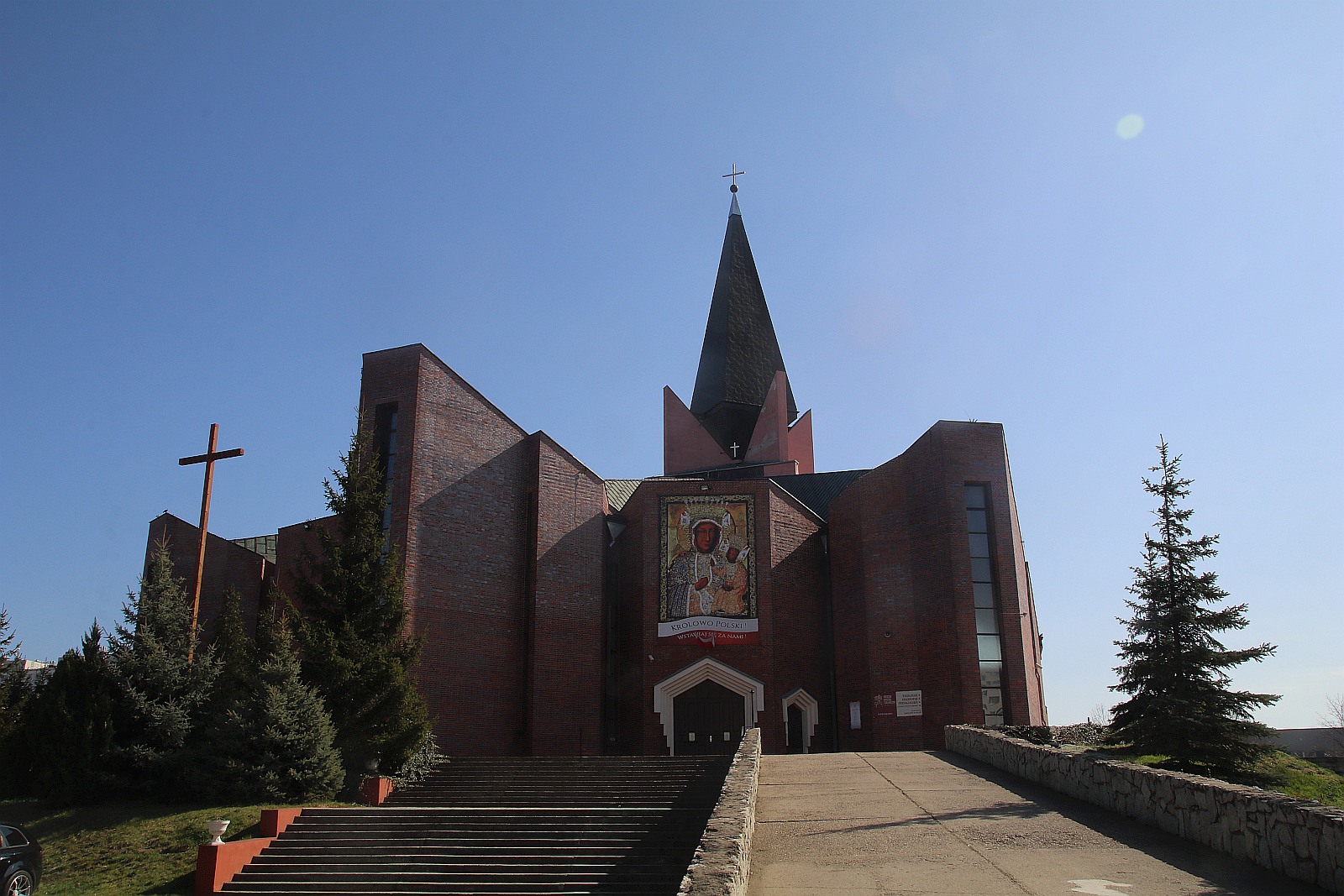 Groby Pańskie w legnickich kościołach w okresie koronawirusa
