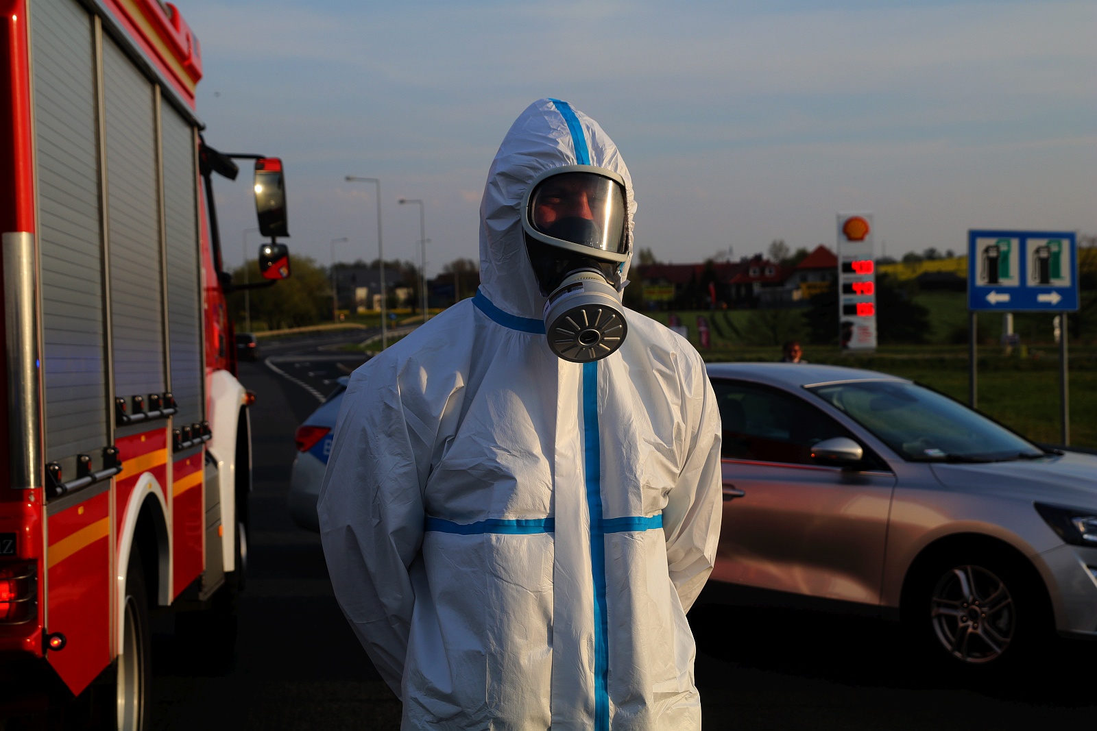 Volkswagen i Ford zderzyły się przy zjeździe na autostradę