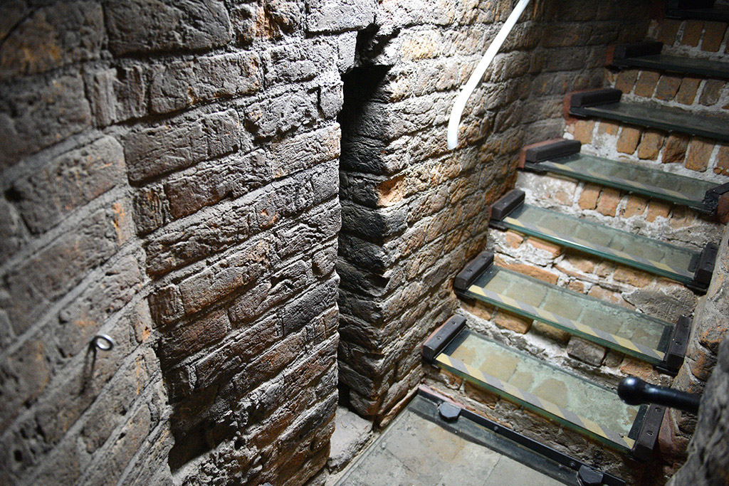 Zobacz niesamowite widoki z wieży św. Piotra