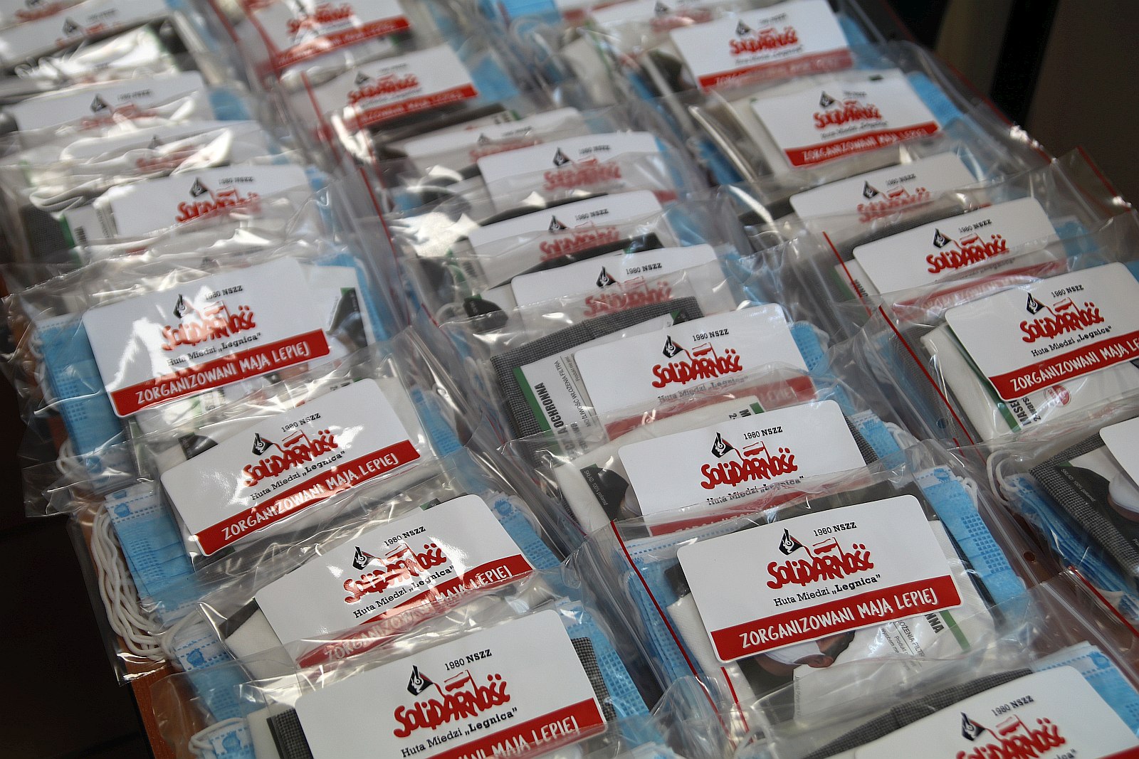 Hutnicza Solidarność zakupiła maseczki dla związkowców