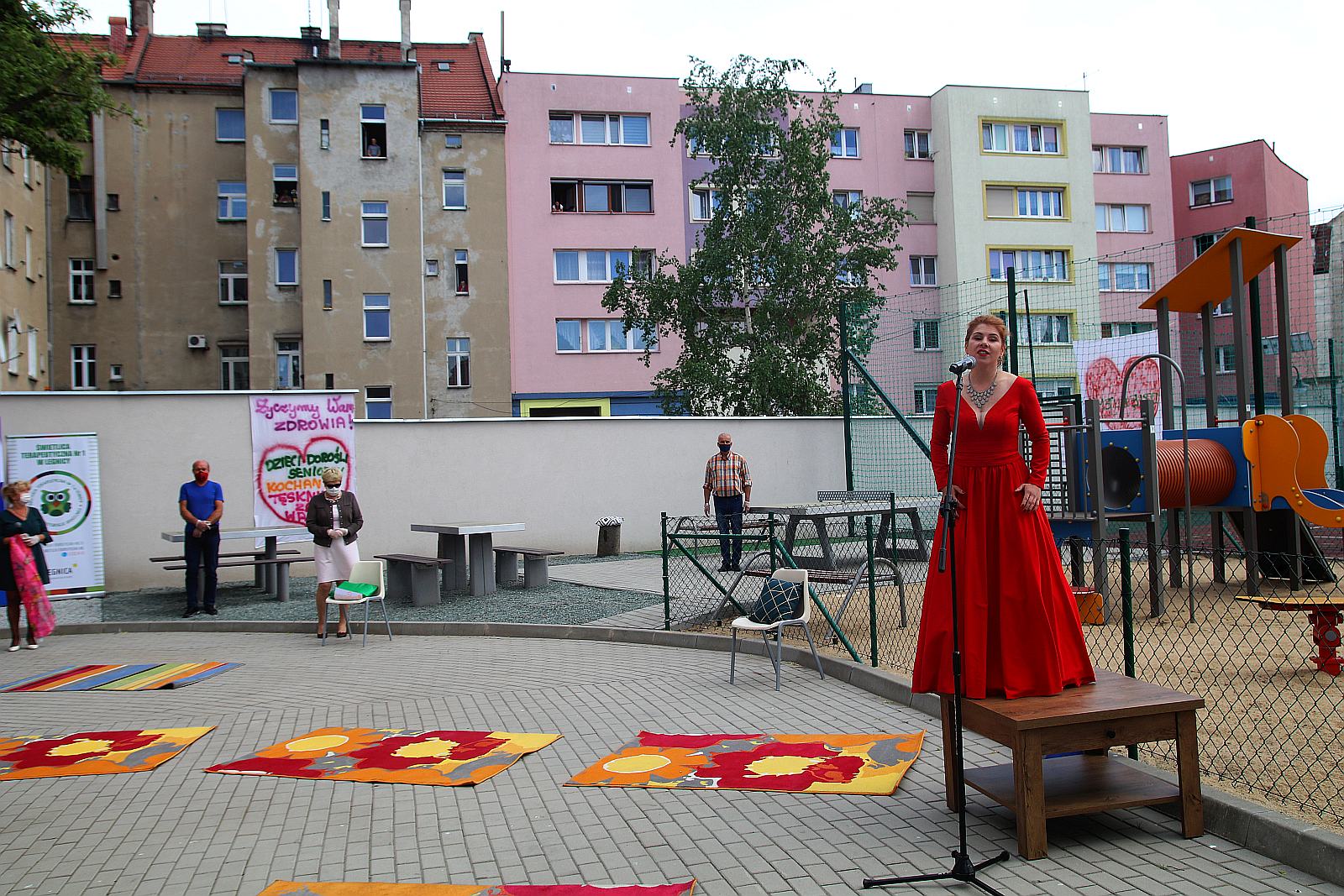 Wiosenny Koncert Podwórkowy ze Świetlicy Terapeutycznej
