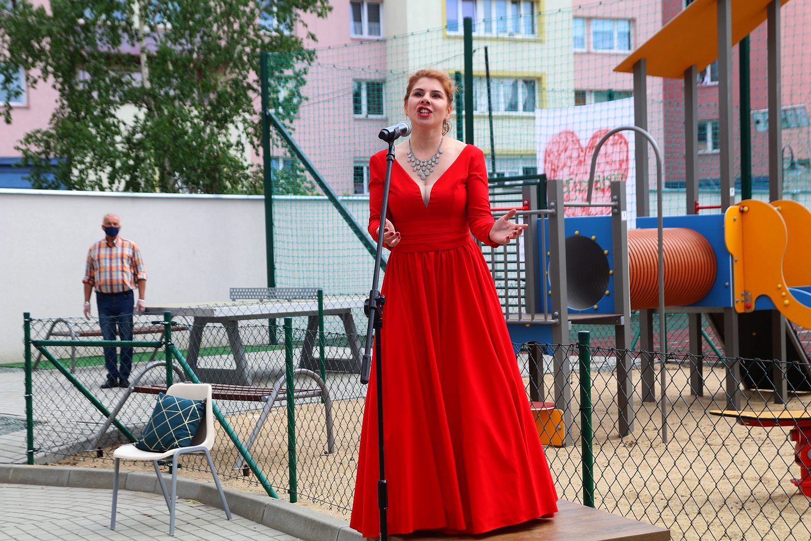 Wiosenny Koncert Podwórkowy ze Świetlicy Terapeutycznej