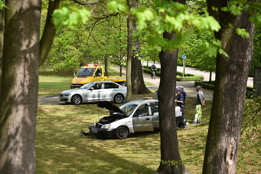 Policja ścigała Daewoo Lanosa ulicami miasta