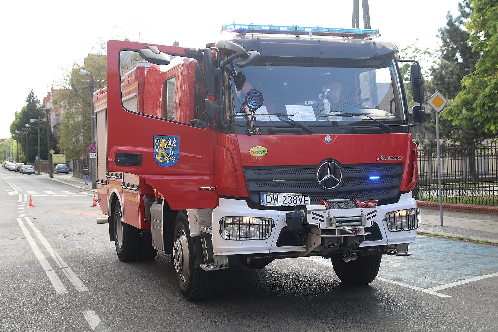 Wypadek na ulicy Hutników. Jedna osoba ranna