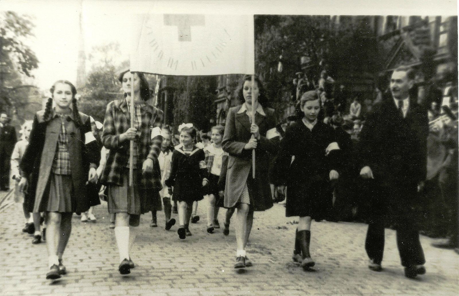 Pierwszy maja w Legnicy - archiwalne zdjęcia czytelników