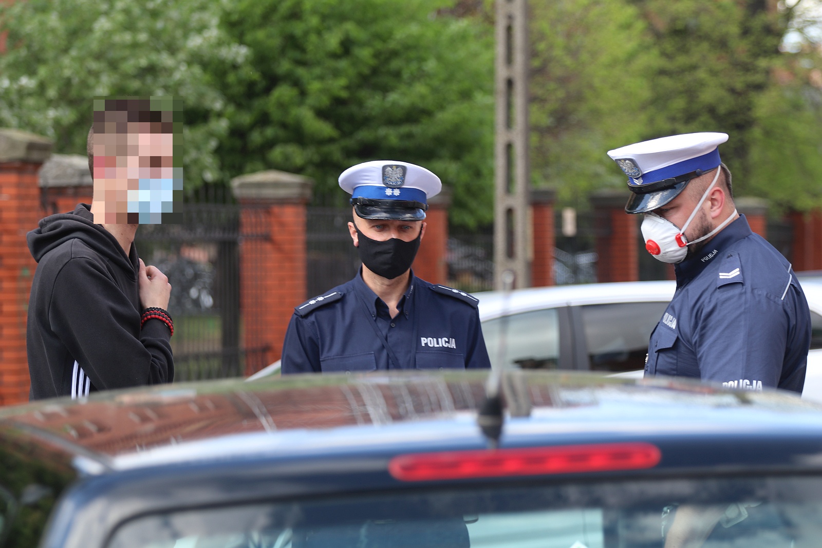 Wypadek na ulicy Hutników. Jedna osoba ranna