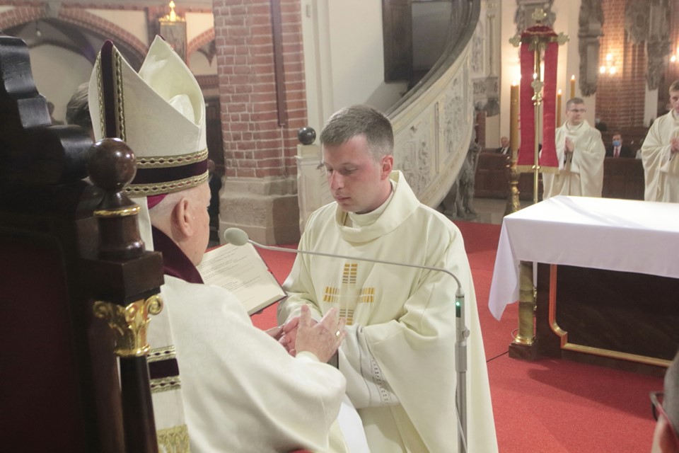 Święcenia w katedrze. Diecezja ma sześciu nowych księży