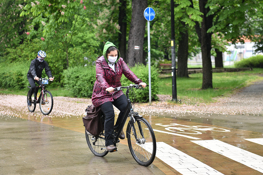 Kręcą kilometry na rzecz zwierząt z legnickiego schroniska