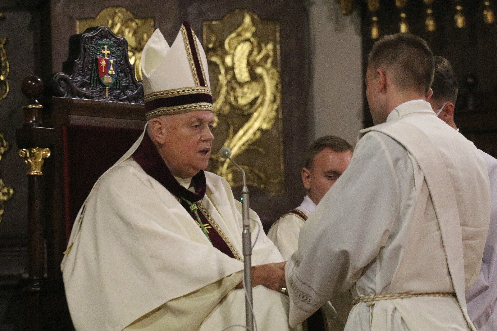 Święcenia w katedrze. Diecezja ma sześciu nowych księży
