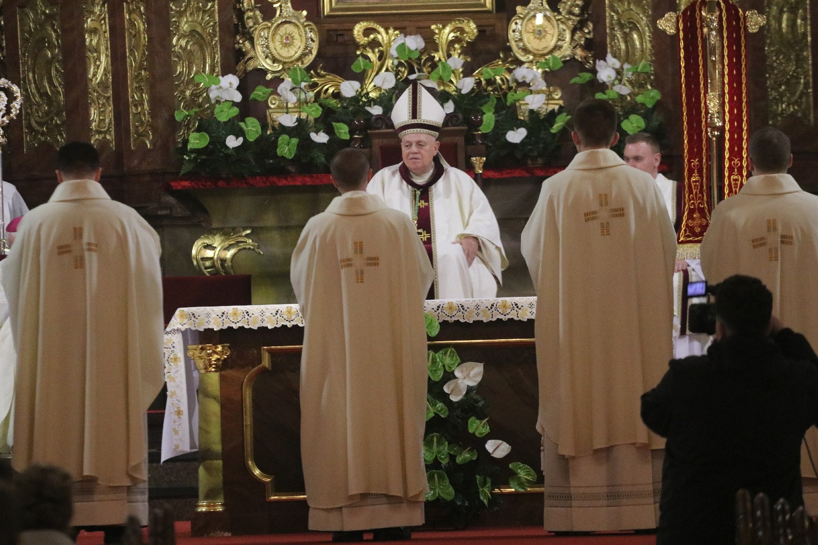 Święcenia w katedrze. Diecezja ma sześciu nowych księży