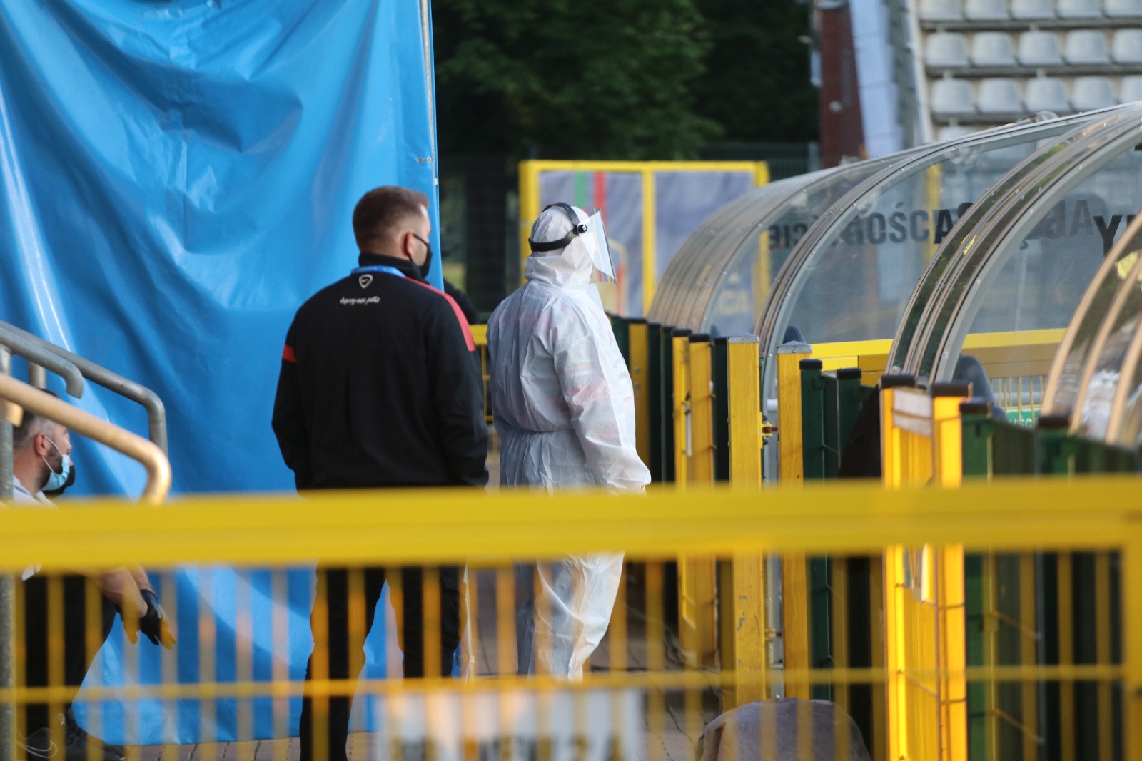 Miedź za burtą Pucharu Polski. Legia Warszawa gra dalej