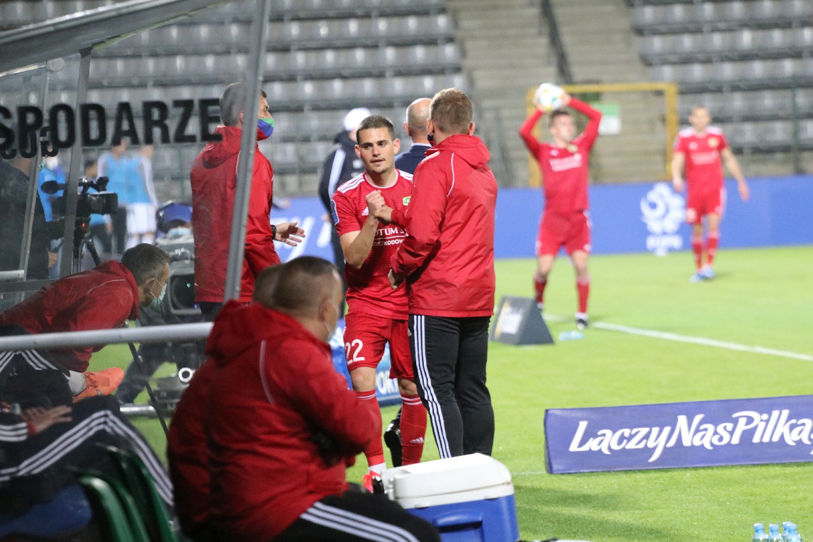 Miedź za burtą Pucharu Polski. Legia Warszawa gra dalej
