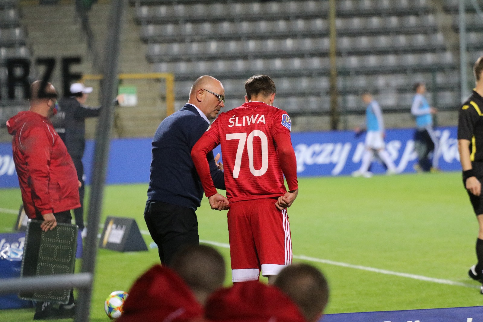 Miedź za burtą Pucharu Polski. Legia Warszawa gra dalej