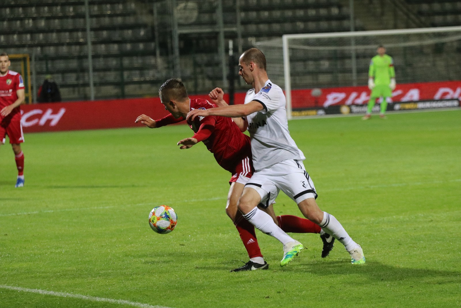 Miedź za burtą Pucharu Polski. Legia Warszawa gra dalej