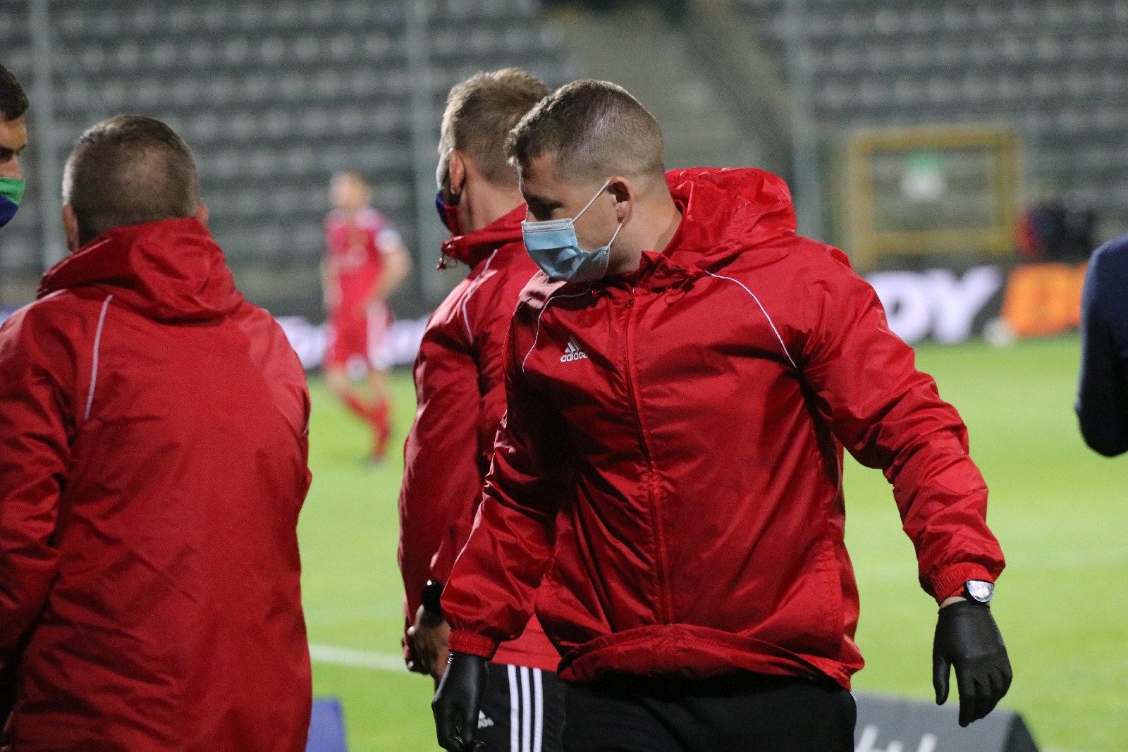 Miedź za burtą Pucharu Polski. Legia Warszawa gra dalej