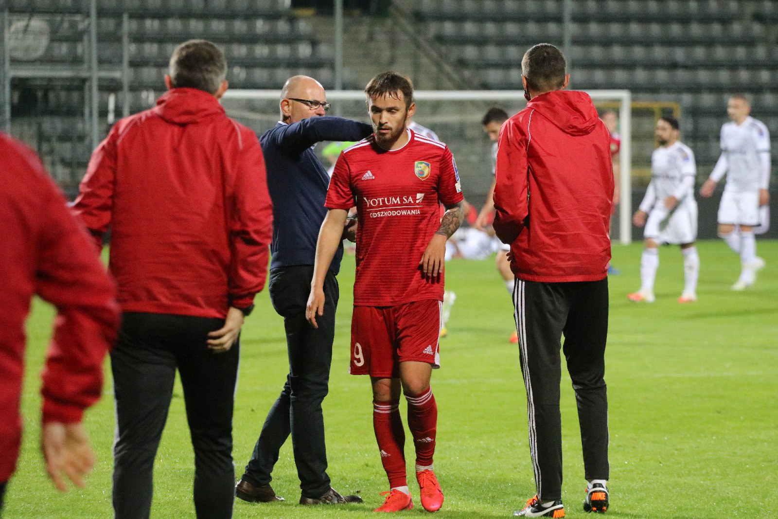 Miedź za burtą Pucharu Polski. Legia Warszawa gra dalej