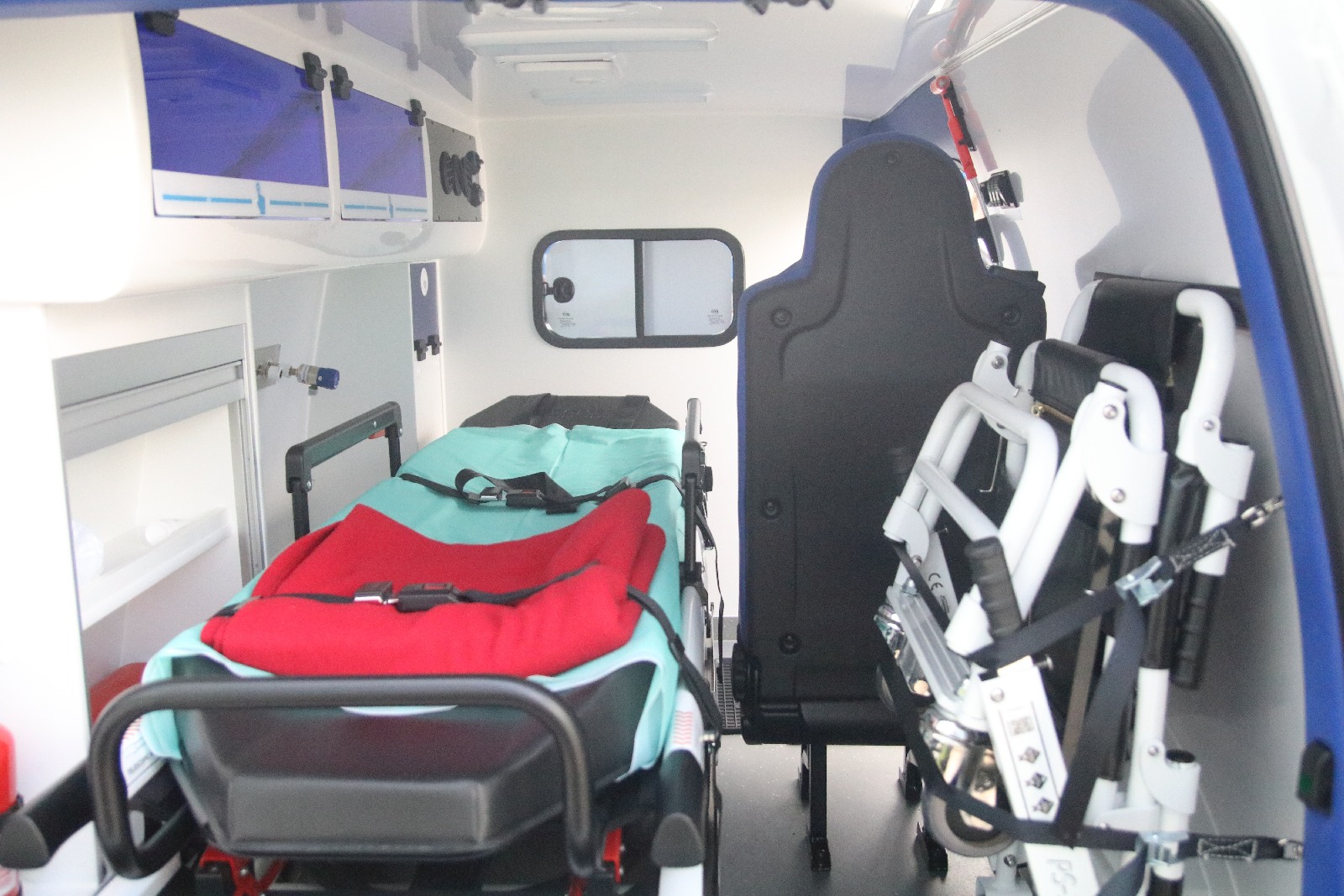 Szpital ma nową karetkę dzięki wsparciu darczyńców
