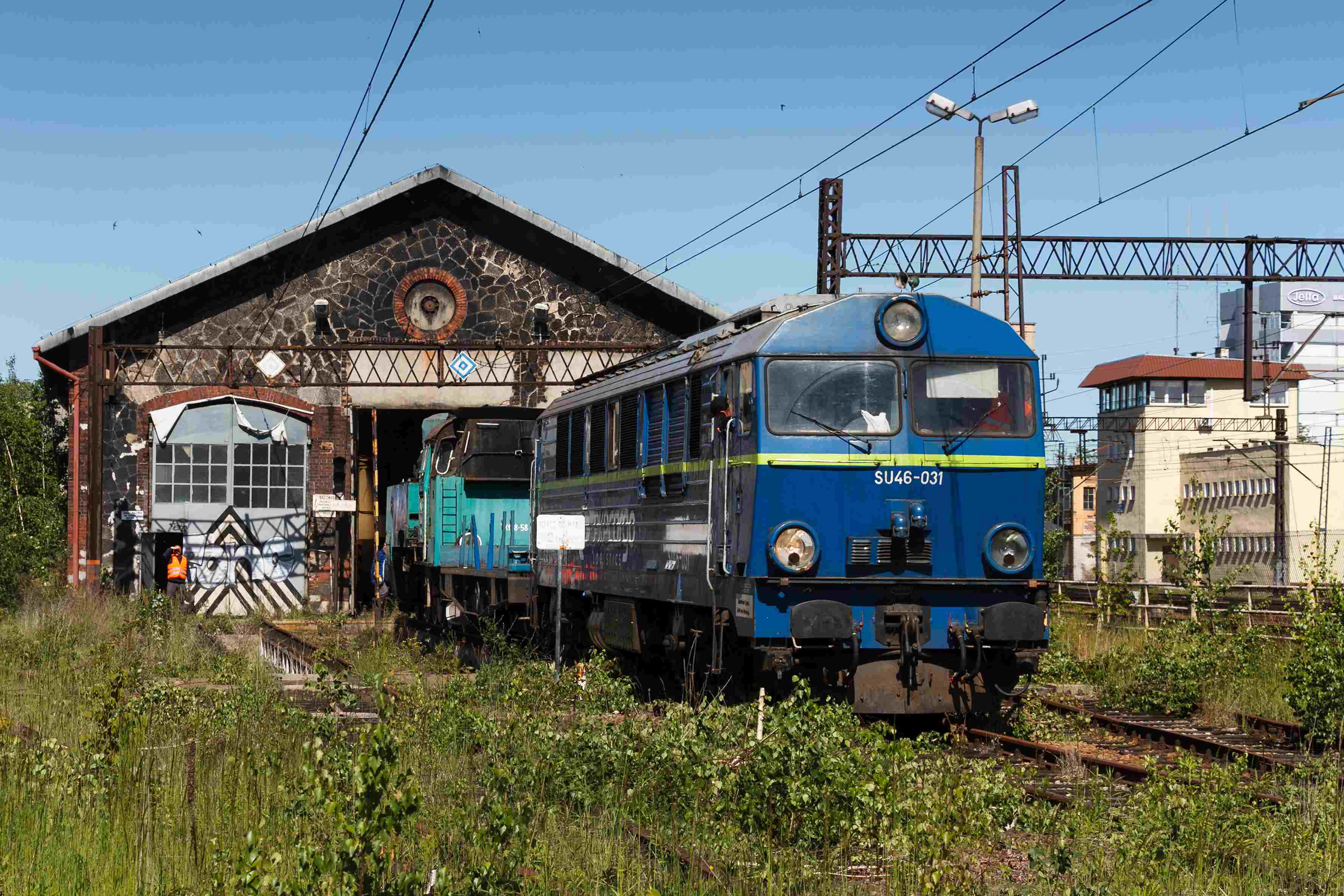 Transport parowozu Tkt48-58 z Jeleniej Góry do Legnicy