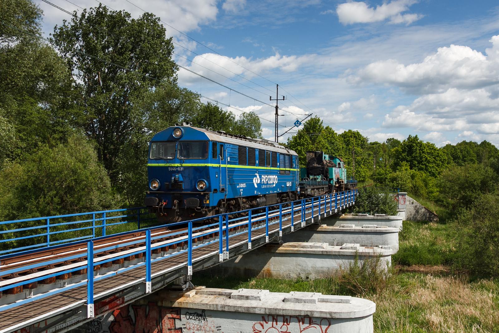 Transport parowozu Tkt48-58 z Jeleniej Góry do Legnicy