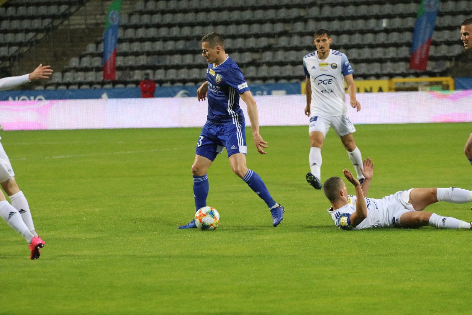 Miedź Legnica przegrała ze Stalą Mielec 1:2