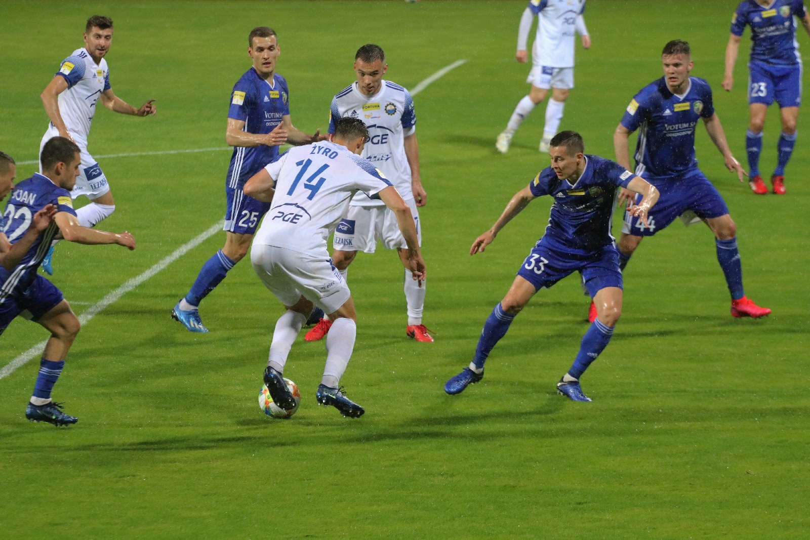 Miedź Legnica przegrała ze Stalą Mielec 1:2